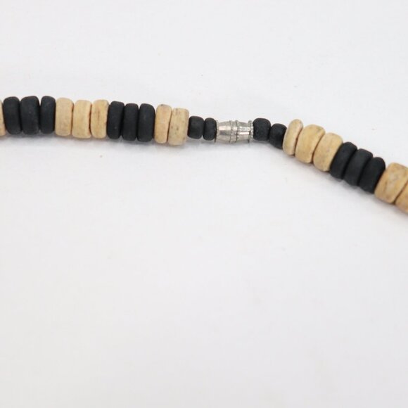 Men's Lot of 2 Necklaces Wood and Beads Native Black and Natural Wood Chokers - Picture 7 of 10